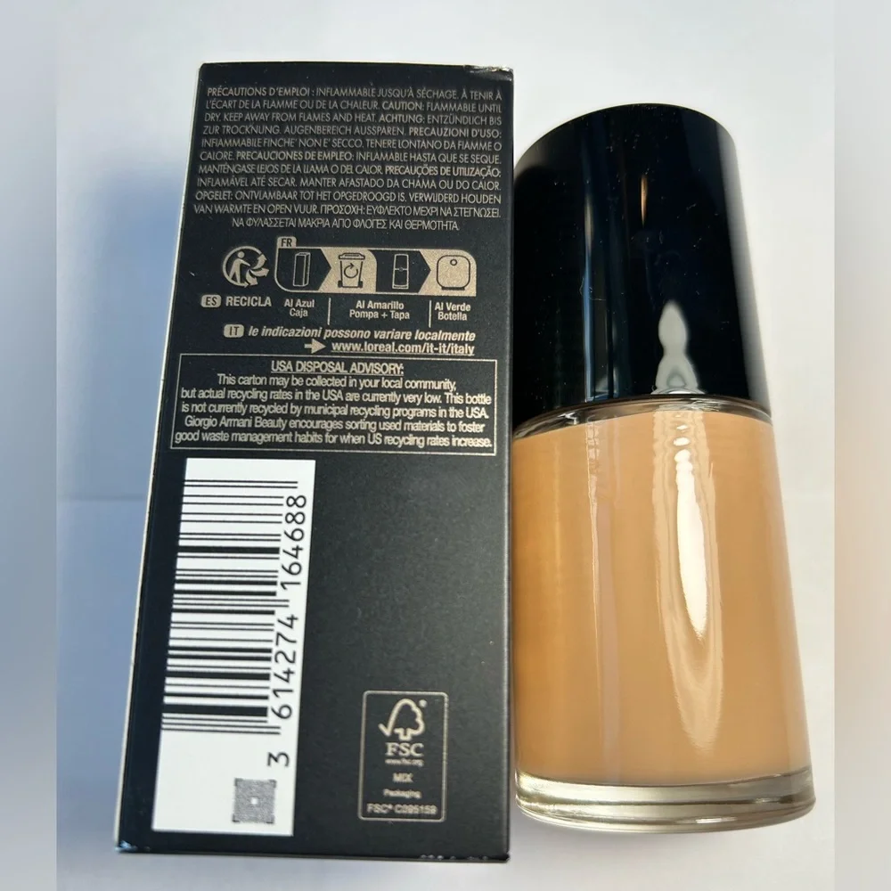NWT🌷#5.15 - Armani Luminous Silk Glow Blurring Liquid Foundation with 24H Wear
